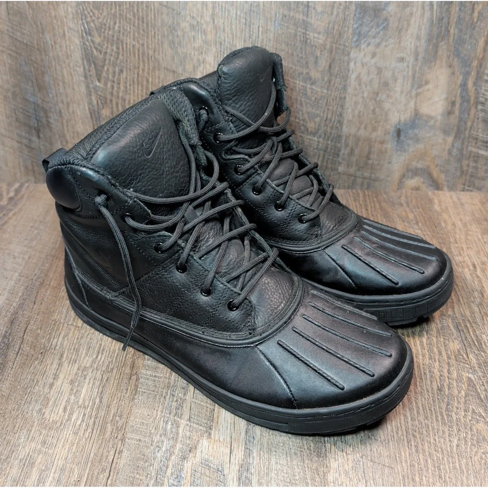 Nike Woodside ACG Boot All Black Colorway 386469-004 Mens Size 11.5 Duck Boots